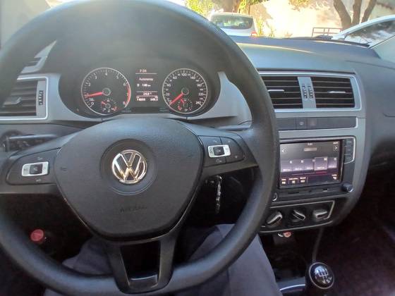VOLKSWAGEN FOX 1.6 MSI TOTAL FLEX CONNECT 4P MANUAL VOLKSWAGEN FOX 1.6 MSI TOTAL FLEX CONNECT 4P MANUAL